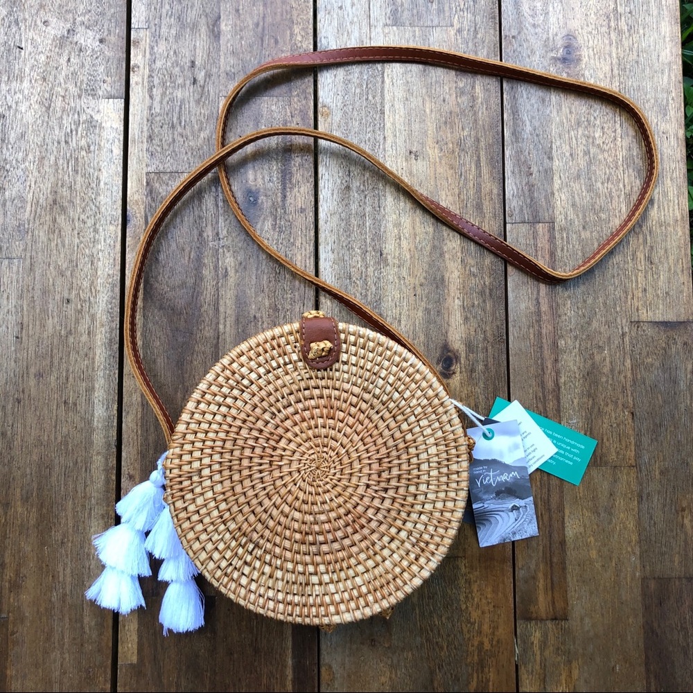 NWT Rattan Wicker Boho Nantucket Purse Bag Tassle